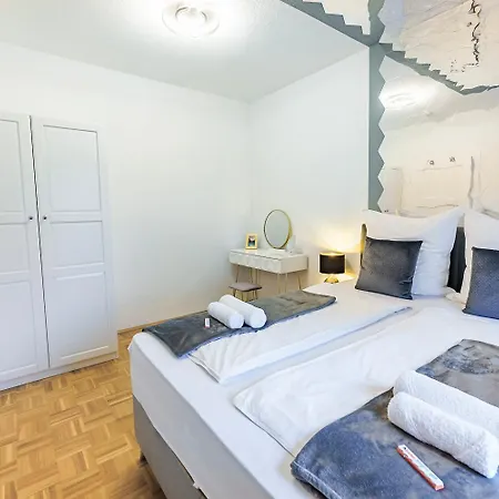 Zentral-kingsize Bett-playstation 4-hbf Nach Koeln Und Duesseldorf شقة *