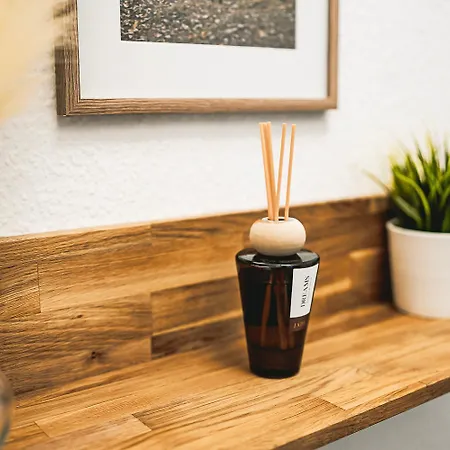 Zentral-kingsize Bett-playstation 4-hbf Nach Koeln Und Duesseldorf * هان