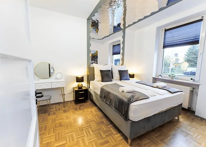 Zentral-kingsize Bett-playstation 4-hbf Nach Koeln Und Duesseldorf Haan