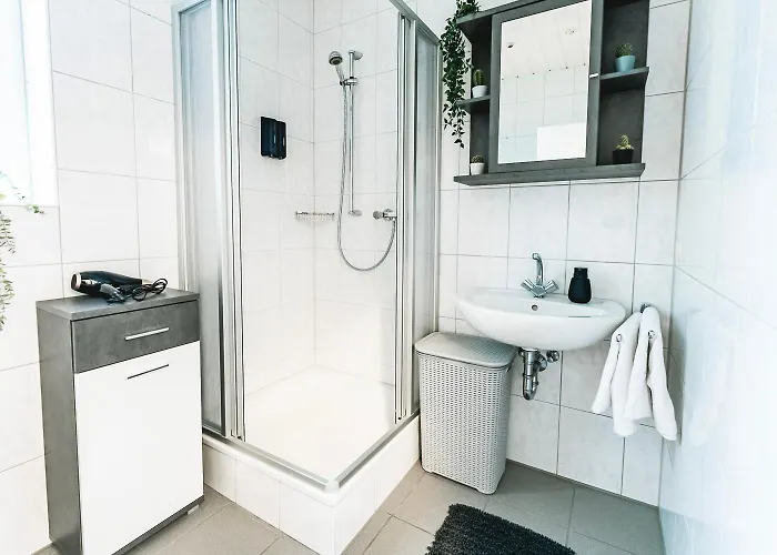 Zentral-kingsize Bett-playstation 4-hbf Nach Koeln Und Duesseldorf *