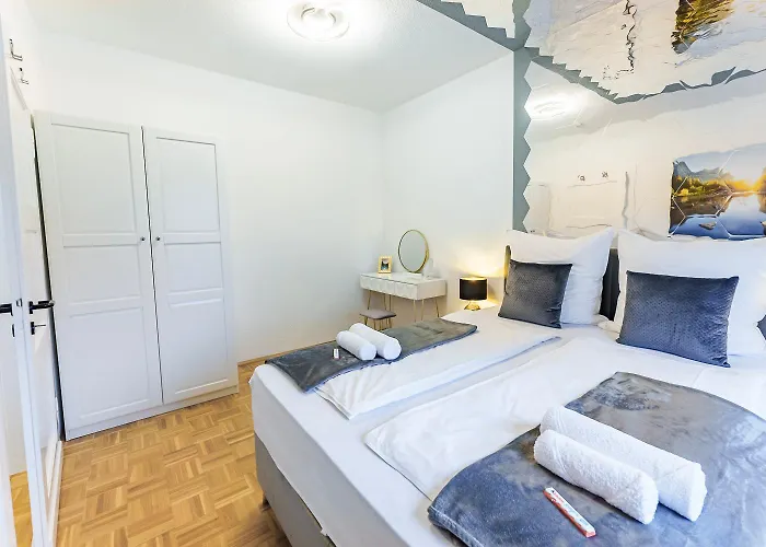 Zentral-kingsize Bett-playstation 4-hbf Nach Koeln Und Duesseldorf Appartement *