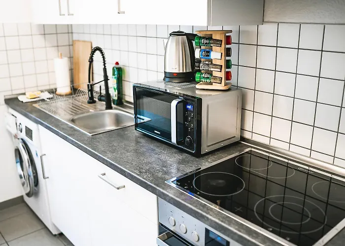 Zentral-kingsize Bett-playstation 4-hbf Nach Koeln Und Duesseldorf * Haan