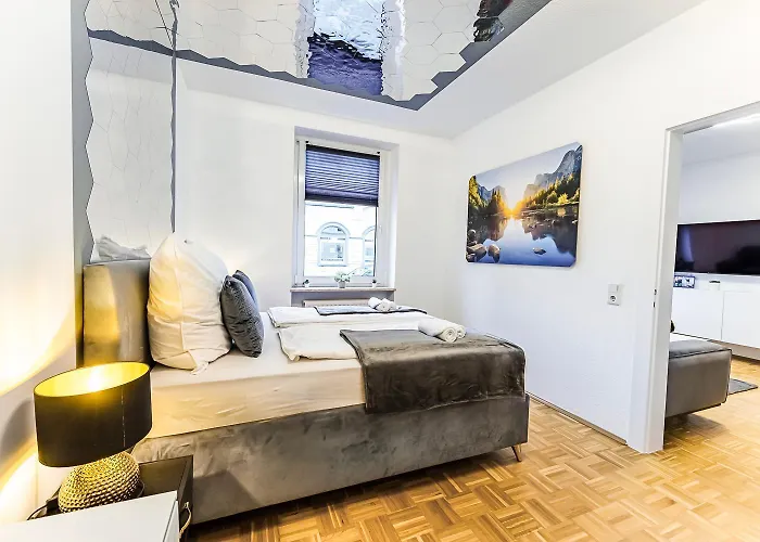 Appartement Zentral-kingsize Bett-playstation 4-hbf Nach Koeln Und Duesseldorf Haan